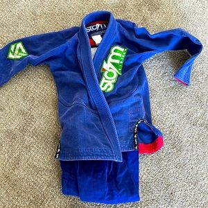 Used gi by Storm women’s